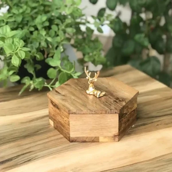 شکلات خوری چوبی شش ضلعی