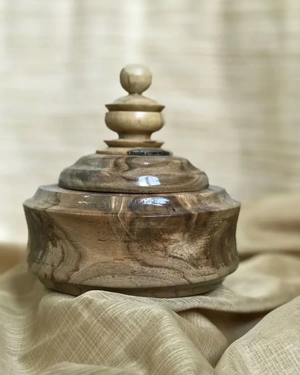 شکلات خوری چوبی