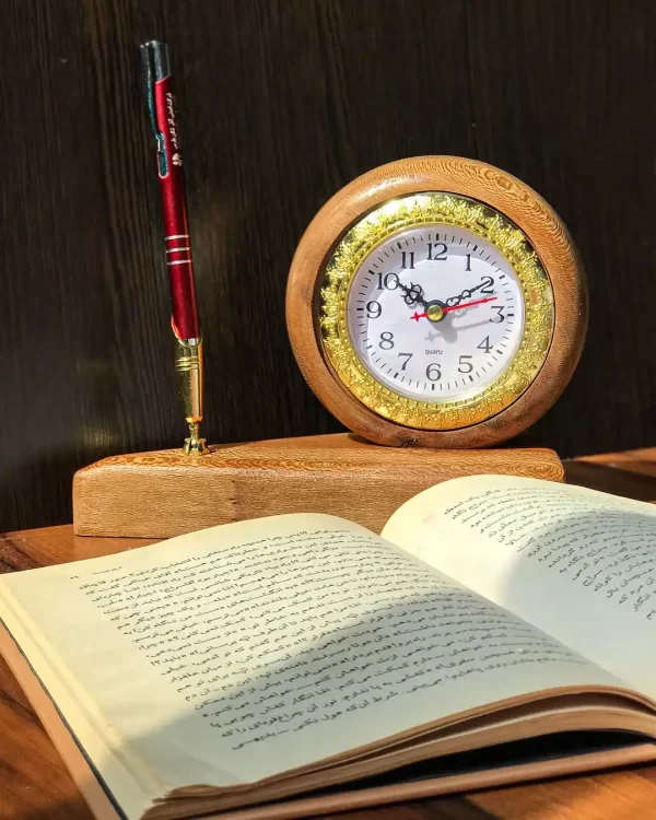 ساعت رومیزی و جاخودکاری